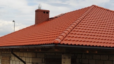 Особливості цементно піщаної черепиці priorbud.com Особливості цементно піщаної черепиці slider_cpch_euronit_3